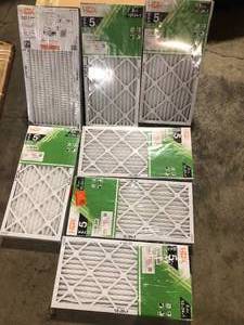 Lot of HDX 12 in. x 24 in. x 1 in. Standard Pleated Furnace Air Filter FPR 5, MERV 8 (3-Pack)     Customer Returns See Pictures