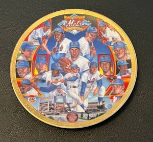 lot 206 image: 1969 Miracle Mets Sports Impressions 25th Anniversary Collectible Player - Nolan Ryan Baseball