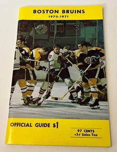 lot 213 image: 1970-1972 Boston Bruins Official Guide with Orr and Esposito, NHL Hockey