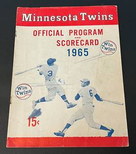lot 220 image: 1965 Minnesota Twins Official Program and Scorecard Baseball