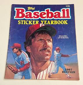 lot 192A image: 1987 Topps Baseball Sticker Yearbook