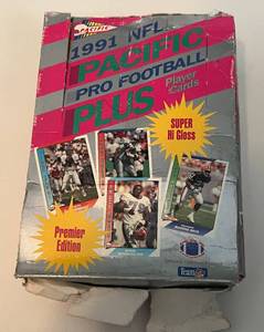 lot 78A image: 1991 NFL Pacific Pro Football 36 Pack Box of Football Cards