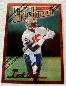 lot 26 image: Terrell Owens RC 1996 Topps Finest #338 Theme FM32 Rookie Football Card