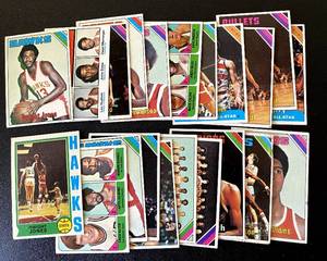 lot 131 image: Vintage Basketball 21 Card Lot 1975 Topps