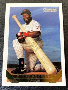 lot 113B image: Kirby Puckett 1993 Topps Gold #200 Minnesota Twins Baseball Card