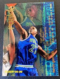 lot 190B image: Kevin Garnett RC 1995-96 Fleer #293 Rookie Minnesota Timberwolves Basketball Card
