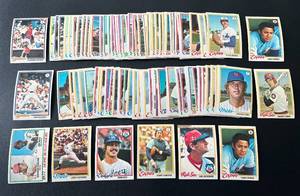 lot 40D image: (98) 1978 Topps Baseball Vintage Lot with stars - Nice Cards