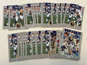 lot 197A image: 38 Minnesota Vikings 1989 Crime Prevention MCPOA WCCO Radio 830 Cards