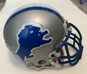 lot 209A image: Detroit Lions Riddell Mini Football Helmet