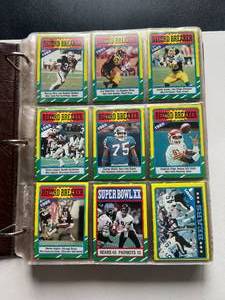 lot 16D image: 1986 Topps Football Set 393396 Partial - Steve Young RC, Reggie White RC, Perry RC, Bruce Smith RC, Joe Montana, Walter Payton and More - Vintage Football Cards