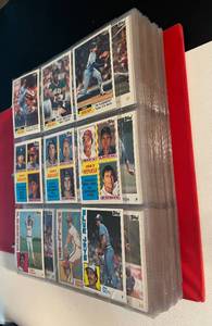 lot 23D image: 1984 Topps Baseball 791792 Card Partial Set - Strawberry RC, Nolan Ryan, Gwynn and Sandberg 2nd Year - Vintage Baseball Cards