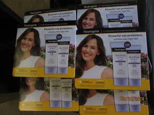 6 2 packs of neutrogena ultra sheer dry touch sunscreen