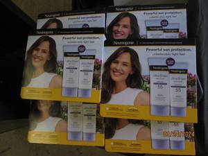 6 2 packs of neutrogena ultra sheer dry touch sunscreen