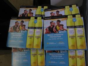 62 packs of neutrogena beach strenght beach defense sunscreen