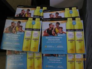 62 packs of neutrogena beach strenght beach defense sunscreen