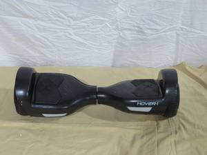 lot 21 image: Hover-1 Helix Electric Hoverboard - For Repair Does Not Power On