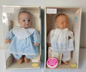 lot LBR222 image: Lizzi Fashion Doll Halbstunden-Baby Half Hour Baby Dolls