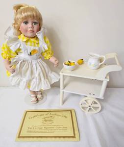 lot LBR226 image: Loris Lemonade Stand Doll with Lemonade Cart