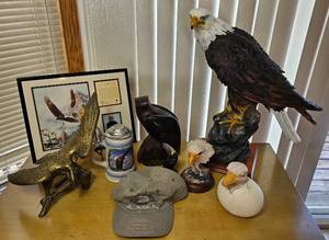 lot KIT07 image: Eagles Dcor Assembly