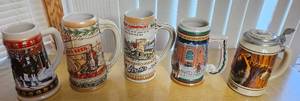 lot KIT14 image: Strohs and Budweiser Beer Steins