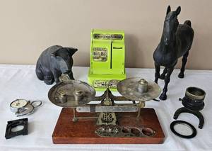 lot KIT44 image: Cast Iron Banks, Kodak Scale, Fingerprint Lens, Micrometer and Metal Bank