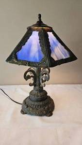 lot KIT46 image: Vintage 6 Panel Blue Stained Glass Lamp