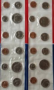 lot COIN66 image: 1990 Uncirculated Coin Sets - 24 coins