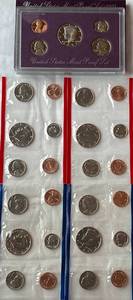 lot COIN67 image: 1991 Uncirculated Coin Sets and United States Proof Set- 29 coins