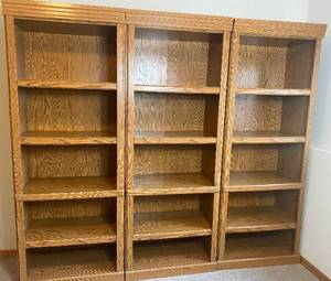 lot LBR101 image: Wooden Bookshelves