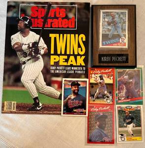 lot CARD12 image: Kirby Puckett Assorted Baseball Cards and Sports Illustated Oct 21 1991
