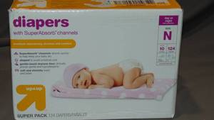 lot 22 image: Diapers Super Pack Size Newborn - 124ct - up & up