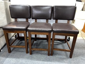 lot 24 image: Set of 3 High-backed Faux Leather Bar Stools