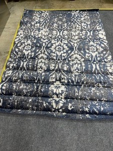 lot 783 image: Patterned Area Throw Rug