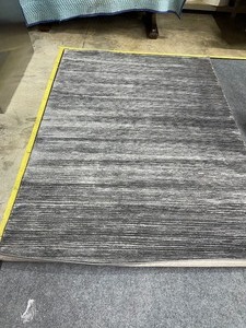 lot 785 image: Patterned Area Throw Rug