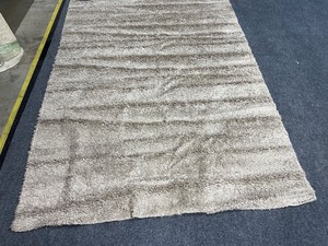 lot 796 image: ShagArea Throw Rug
