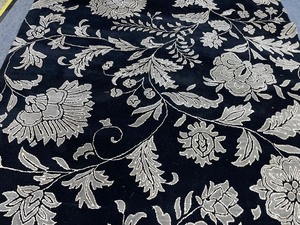 lot 802 image: Weaved Patterned Area Throw Rug