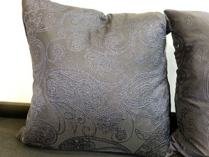 lot 850 image: Set of Paisley Patterned Accent Pillows
