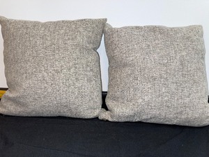 lot 857 image: Set of 2 Grey Accent Pillows