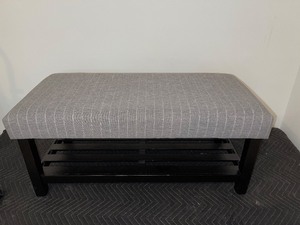 lot 826 image: Bed Bench