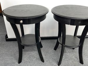 lot 845 image: End Tables