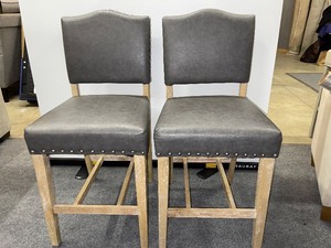 lot 868 image: Bar Height Chairs