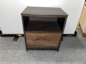 lot 877 image: Night Stand