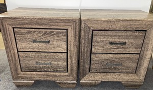 lot 883 image: Two Night Stands