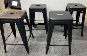 lot 905 image: Nesting Metal Stools