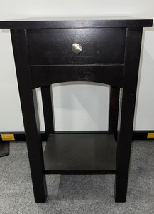 lot 909 image: Night Stand