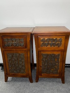 lot 910 image: Two Night Stands