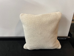 lot 277 image: Single Accent Pillow