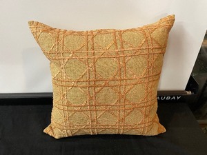 lot 279 image: Single Accent Pillow