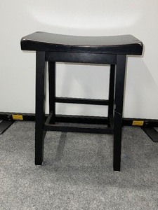 lot 924 image: Wooden Stool