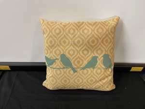 lot 152 image: Single Accent Pillow